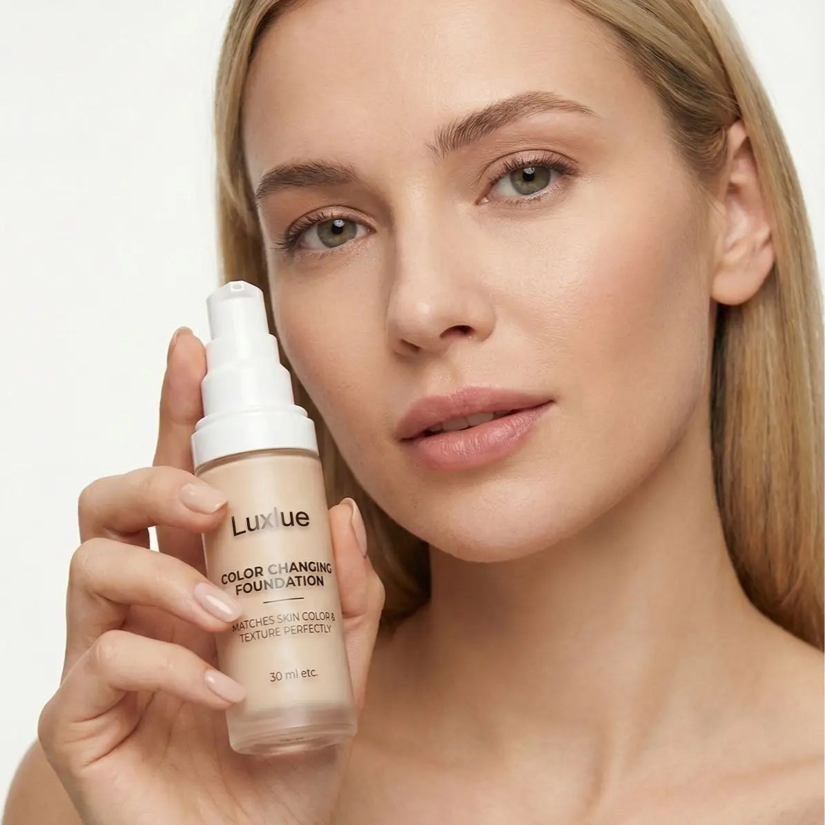 Luxlue- Color Changing Foundation