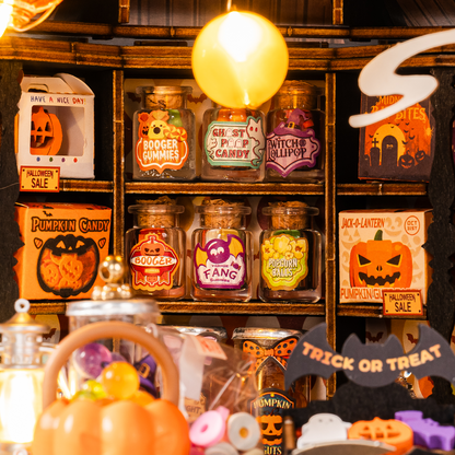 Rolife DIY Miniature House - Haunted Candy House DG186