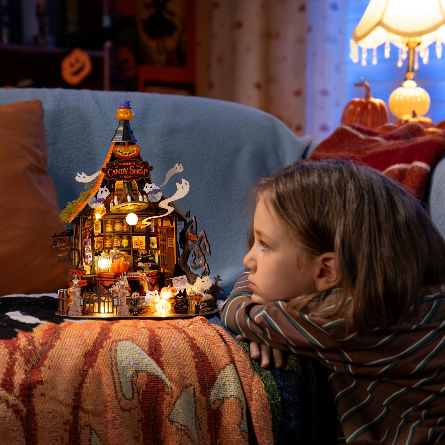 Rolife DIY Miniature House - Haunted Candy House DG186